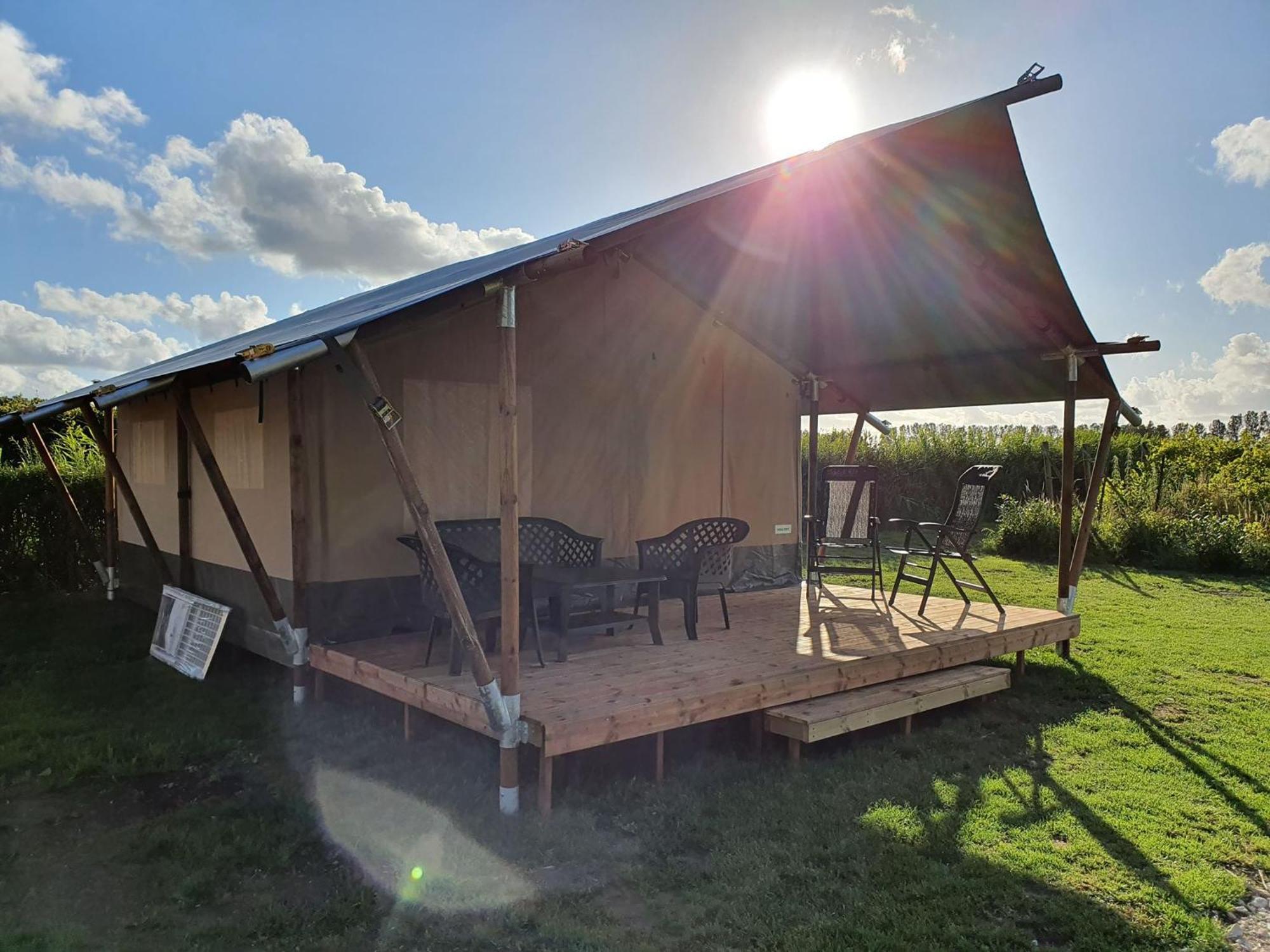 Camping De Oude Rijn Ter Aar Quarto foto